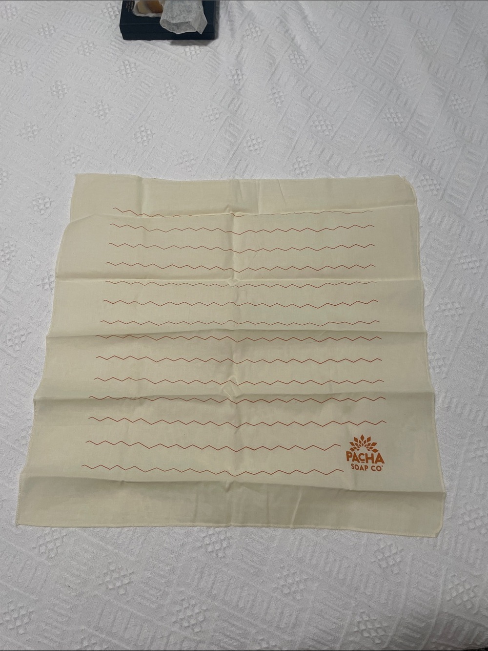 🌹FREE w/purchase Pacha Soap Co. Cream Handkerchief with Rust Zigzag Print